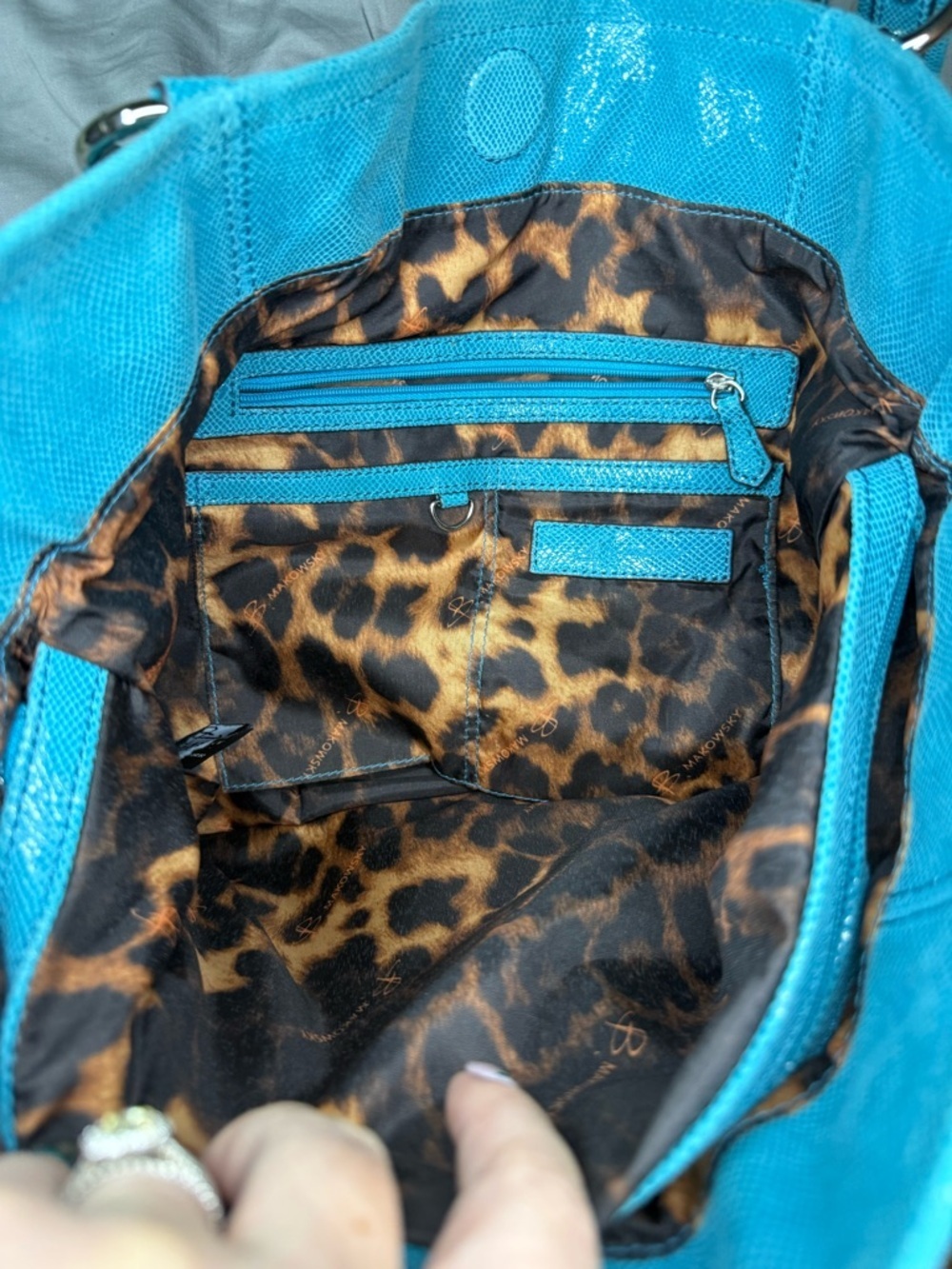 B Makowsky Blue Turquoise Silver Snake Embossed Soft Leather Large Handbag - Picture 7 of 15